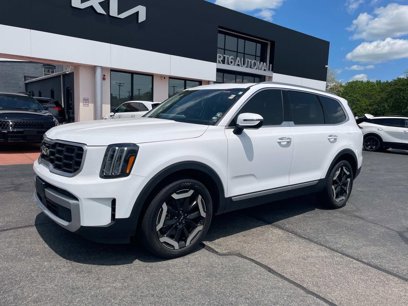 Used 2023 Kia Telluride S w/ S Sunroof Package