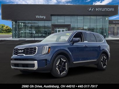 Used 2023 Kia Telluride S w/ S Sunroof Package
