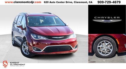 Used 2018 Chrysler Pacifica Limited