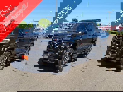 Used 2023 GMC Canyon AT4 w/ LPO, Sports Bar Package