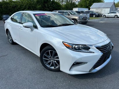 Used 2017 Lexus ES 300h