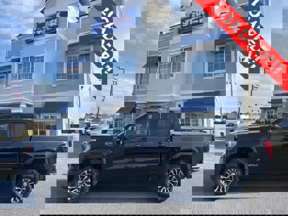 Used 2019 GMC Sierra 1500 AT4 w/ Off Road Performance Package