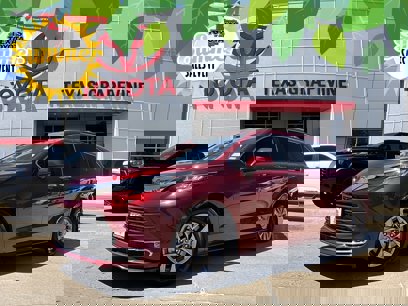 Used 2022 Toyota Sienna XLE