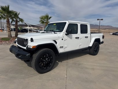 New 2025 Jeep Gladiator Sport
