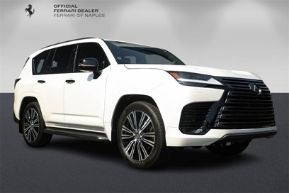 Used 2025 Lexus LX 600 4WD w/ Luxury Package