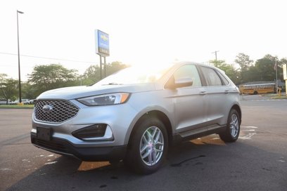 Used 2024 Ford Edge SEL