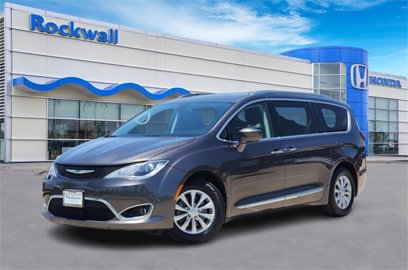 Used 2019 Chrysler Pacifica Touring-L