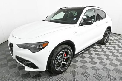 New 2025 Alfa Romeo Stelvio Sprint w/ Veloce Package