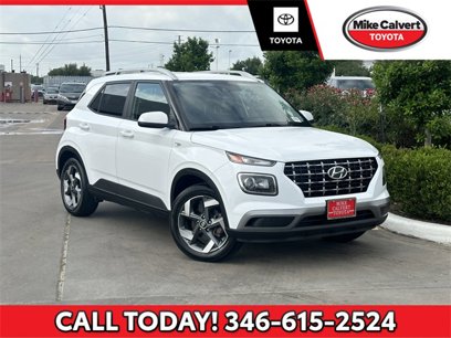 Used 2022 Hyundai Venue SEL