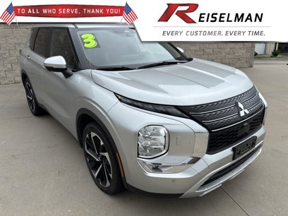 Used 2023 Mitsubishi Outlander SE