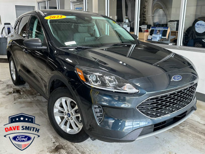 Used 2022 Ford Escape SE w/ Convenience Package