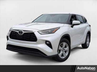 Used 2024 Toyota Highlander LE