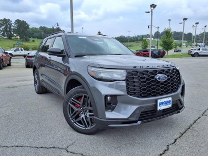 New 2025 Ford Explorer ST-Line