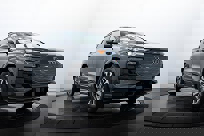 New 2025 Audi Q6 e-tron Premium