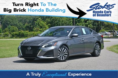Used 2023 Nissan Altima 2.5 SV
