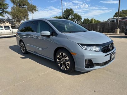 New 2025 Honda Odyssey Elite