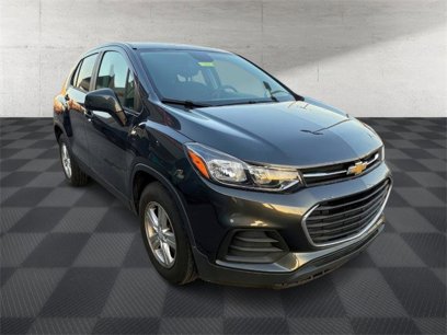 Used 2019 Chevrolet Trax LS w/ Tint and Cruise Package