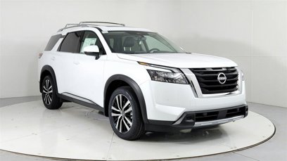 New 2025 Nissan Pathfinder Platinum