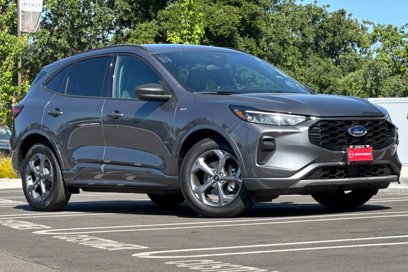 Used 2024 Ford Escape ST-Line w/ Equipment Group 301A