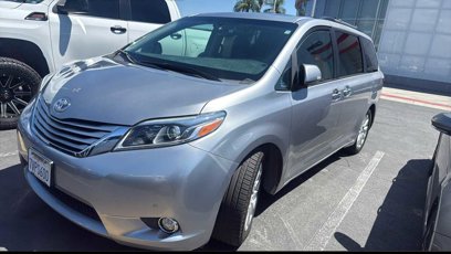 Used 2017 Toyota Sienna Limited Premium