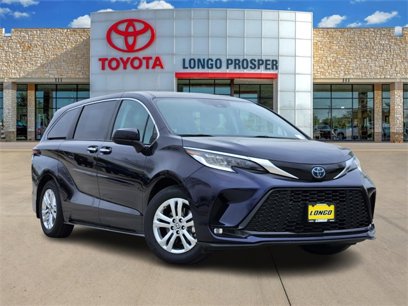 Certified 2022 Toyota Sienna XSE