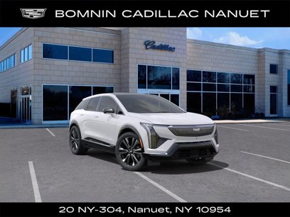 New 2025 Cadillac Optiq Luxury 2 w/ LPO, Floor Liner Package