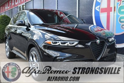 New 2025 Alfa Romeo Tonale w/ Premium Package