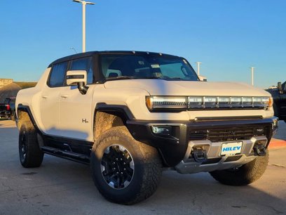 New 2025 GMC Hummer EV 2X w/ Extreme Off-Road Package