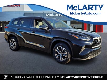 Used 2021 Toyota Highlander XLE