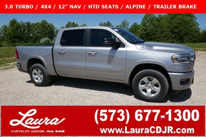 New 2025 RAM 1500 4x4 Crew Cab