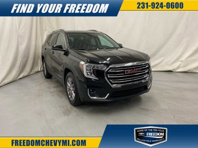 Used 2024 GMC Terrain SLT