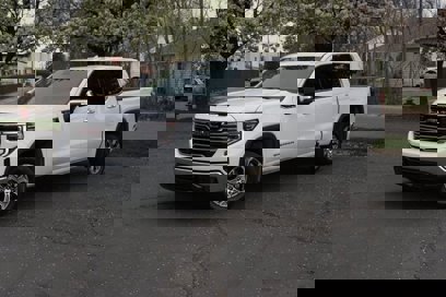 Used 2024 GMC Sierra 1500 SLT w/ Max Trailering Package
