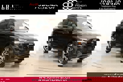 Used 2020 Audi Q8 Premium w/ Black Optic Package