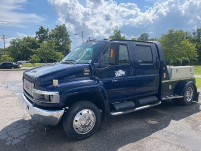 Used 2004 GMC TopKick C4500 2WD Crew Cab