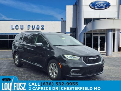 Used 2022 Chrysler Pacifica Limited