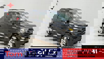 Used 2023 Ford Explorer XLT w/ Equipment Group 202A