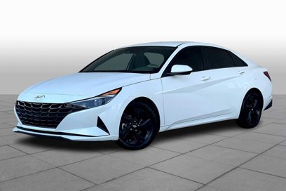 Used 2021 Hyundai Elantra SEL w/ Cargo Package