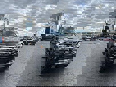 Used 2024 Ford Expedition Platinum