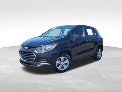 Used 2022 Chevrolet Trax LS w/ Tint and Cruise Package
