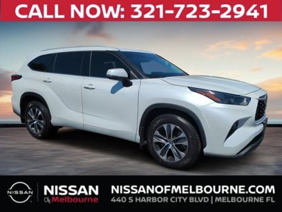 Used 2022 Toyota Highlander XLE