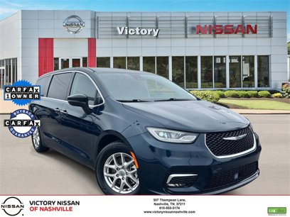 Used 2023 Chrysler Pacifica Touring-L