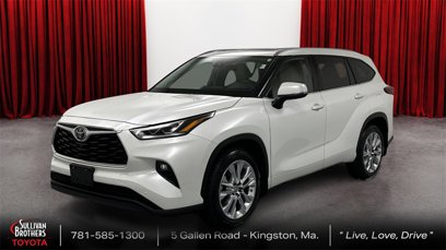 Used 2022 Toyota Highlander Limited