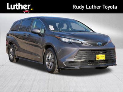 Certified 2021 Toyota Sienna LE