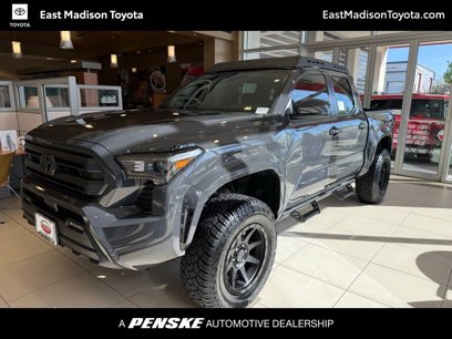 New 2025 Toyota Tacoma SR5