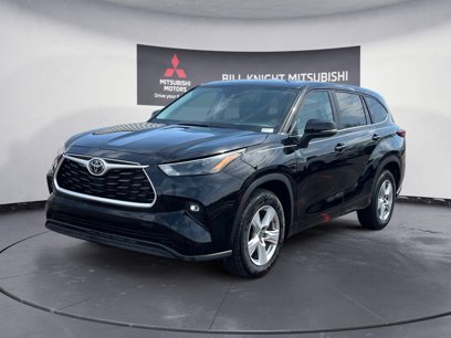 Used 2023 Toyota Highlander LE