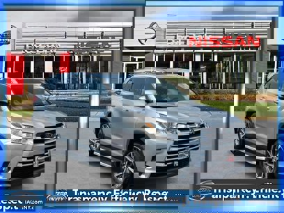 Used 2019 Toyota Highlander XLE