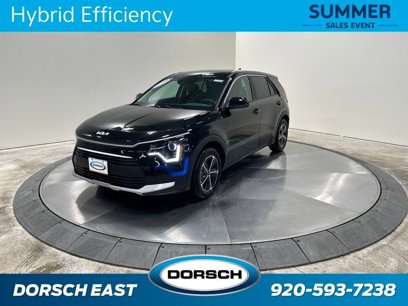 New 2025 Kia Niro LX