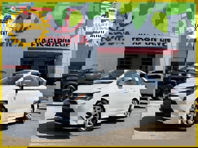 New 2025 Toyota Corolla LE