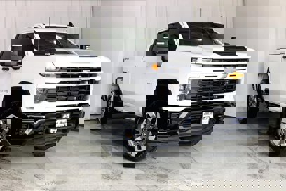 Used 2024 Chevrolet Silverado 2500 Custom w/ Custom Value Package