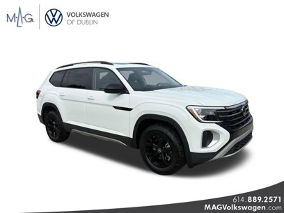 New 2025 Volkswagen Atlas Peak Edition SE